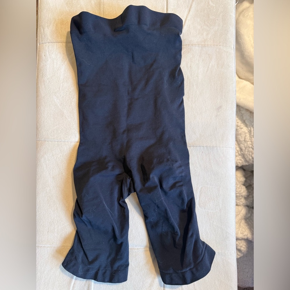 SKIMS Black shaper shorts